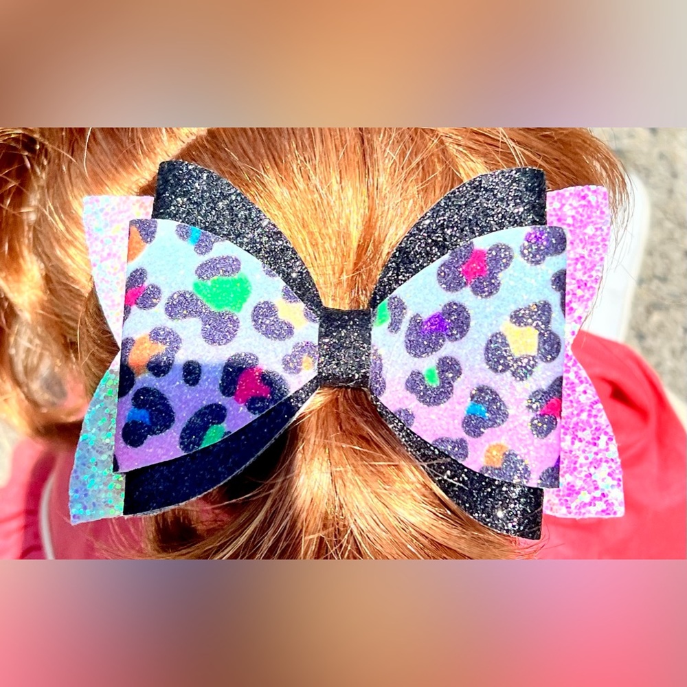 Boutique Custom Made Faux Leather Animal Print with Black Glitter Hair Bow - Picture 5 of 5
